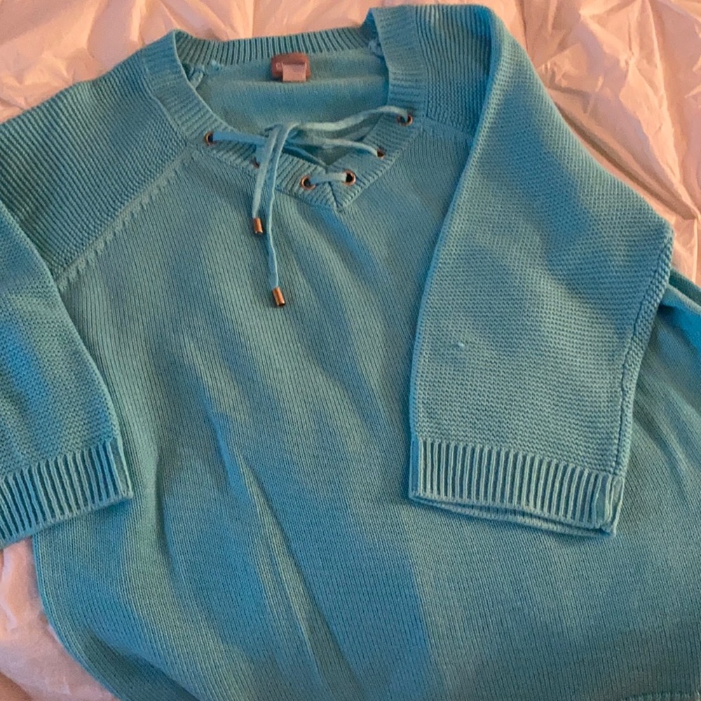 Chico’s v-neck summer sweater